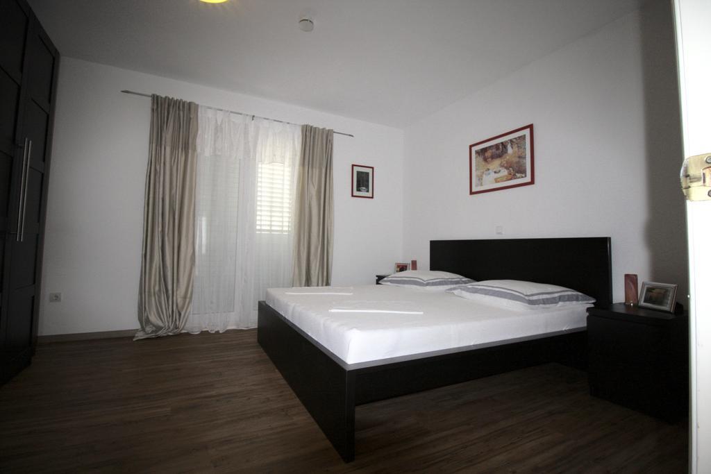 Apartment Dalmatien Traumhaus Makarska Exterior foto