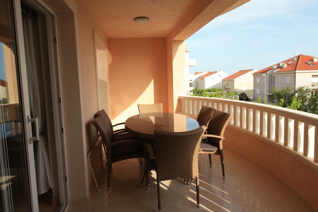 Apartment Dalmatien Traumhaus Makarska Exterior foto